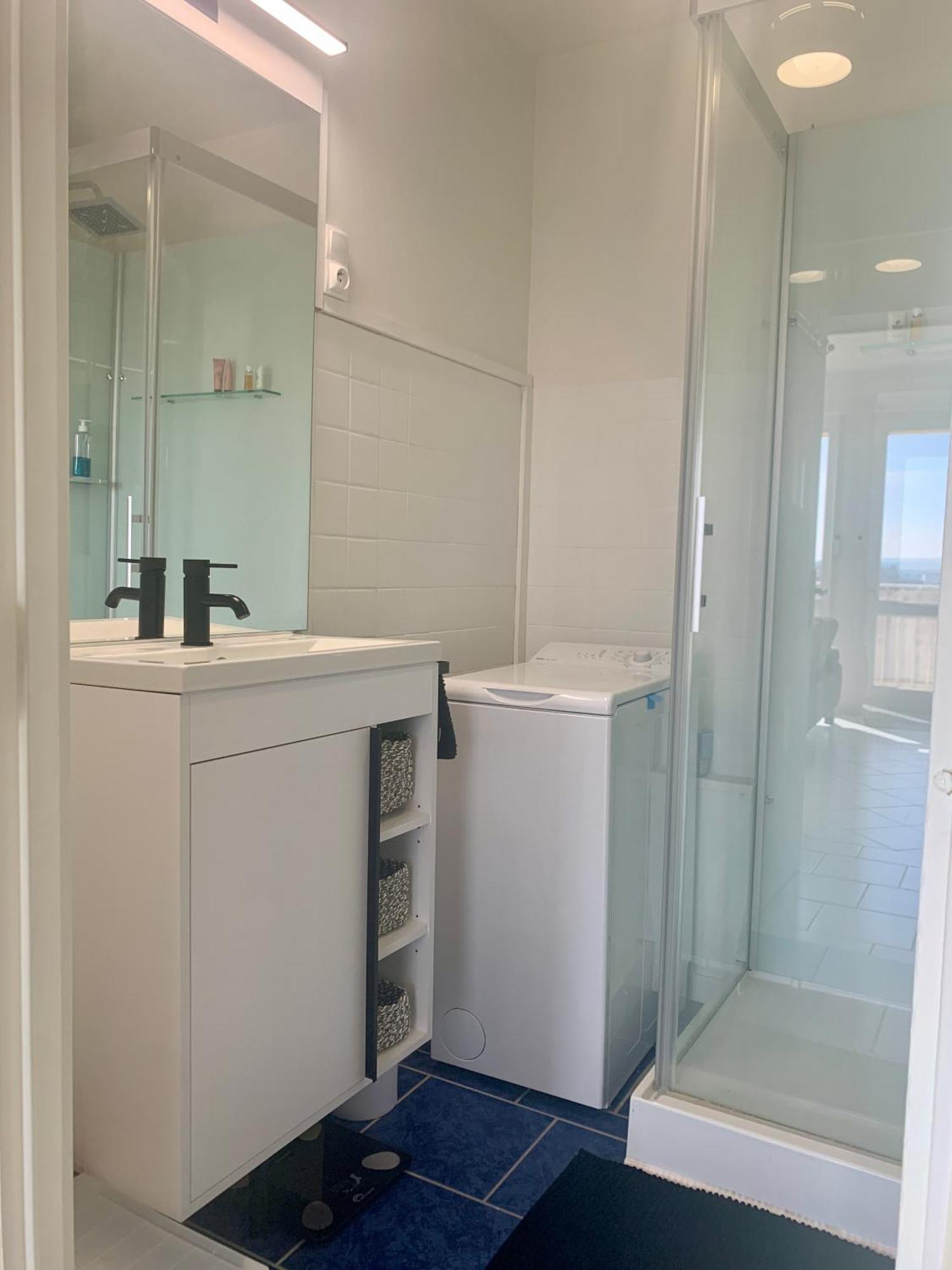 Appartement Vue Magnifique, 7 Mn Gare, Muse, Centre, Parking *