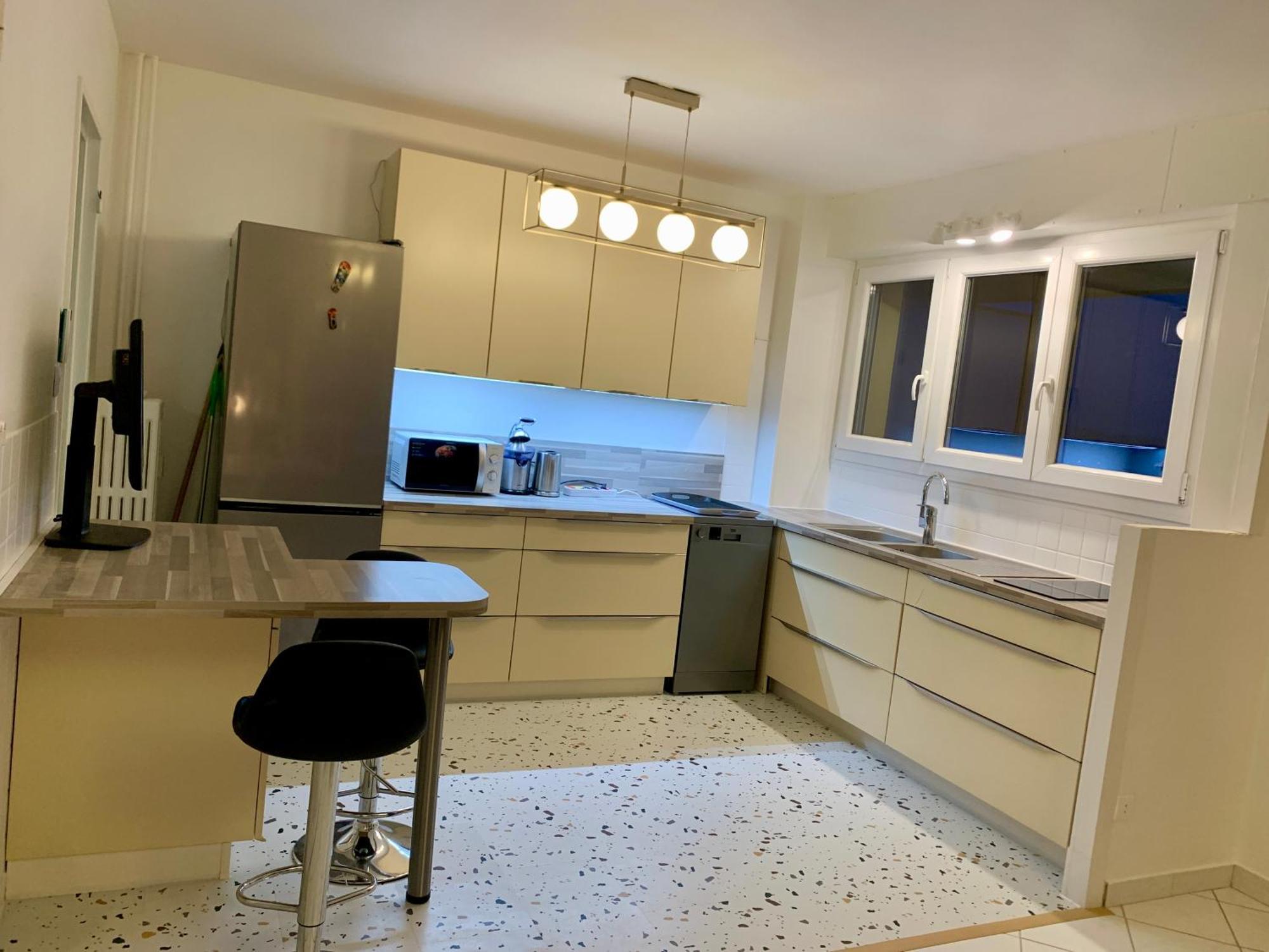 Appartement Vue Magnifique, 7 Mn Gare, Muse, Centre, Parking Metz