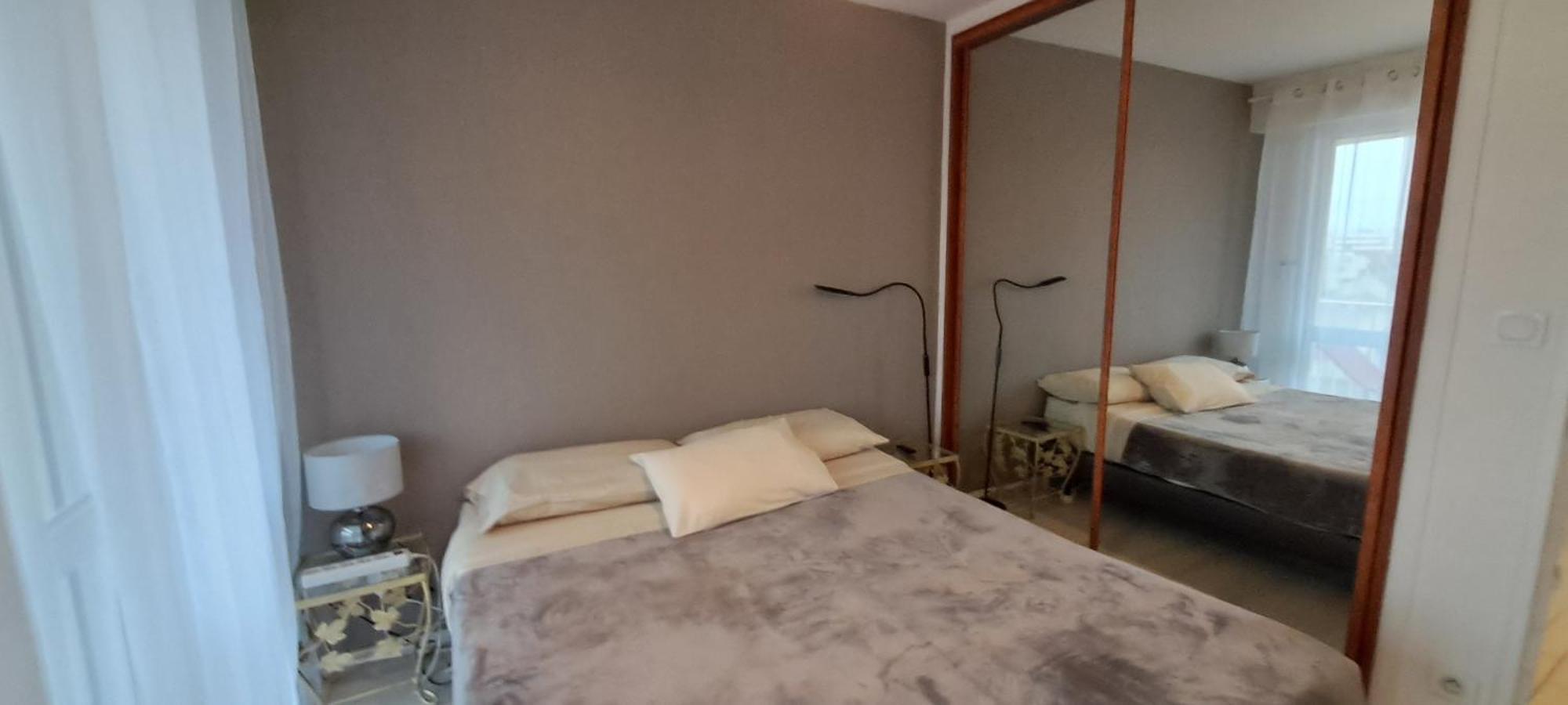 Vue Magnifique, 7 Mn Gare, Muse, Centre, Parking Apartment